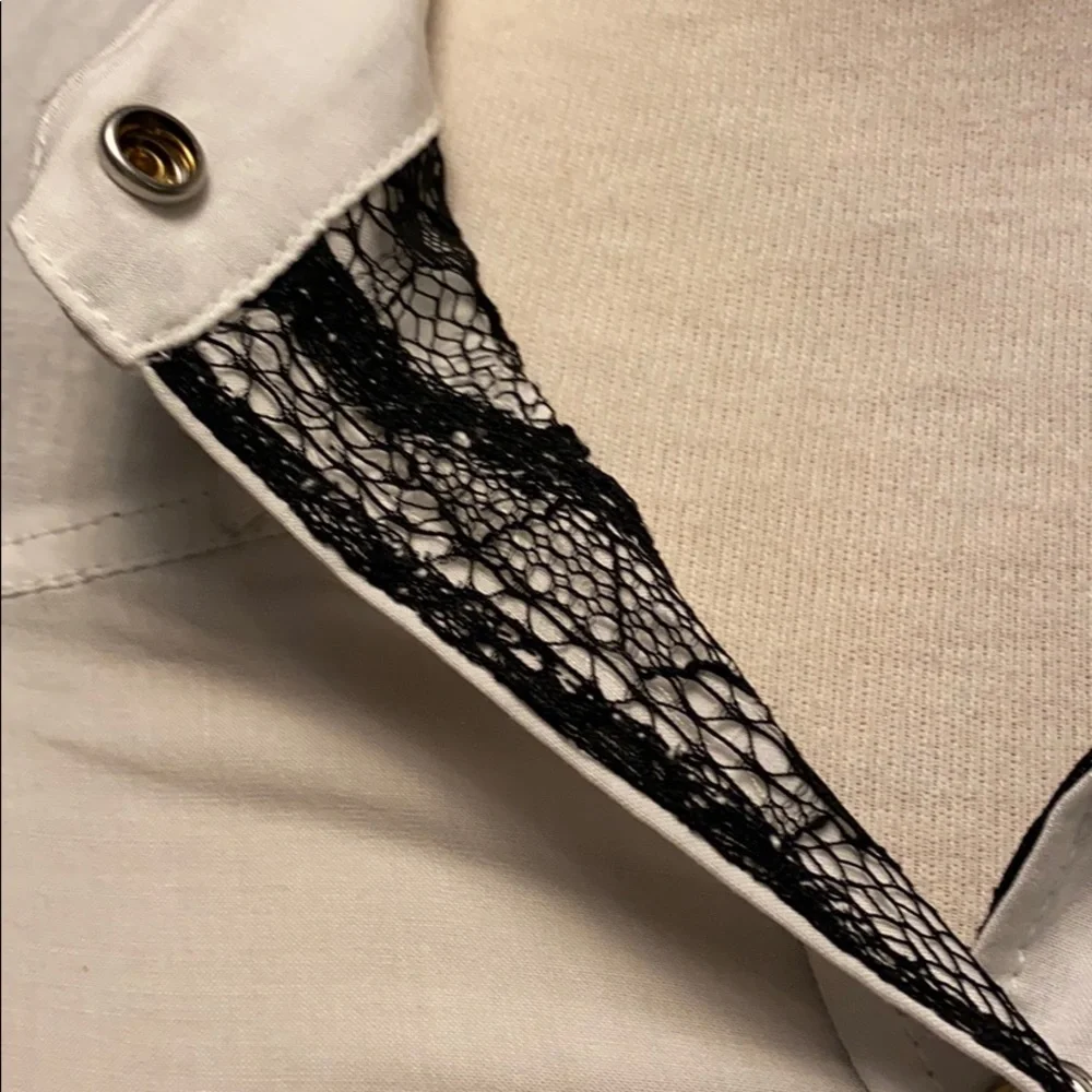 Vintage NWT Guess button up - Picture 2 of 7